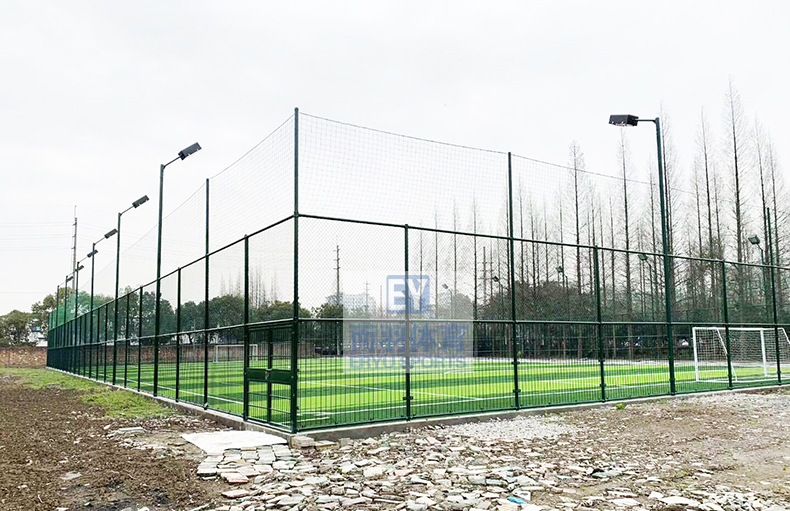 ����Χ��