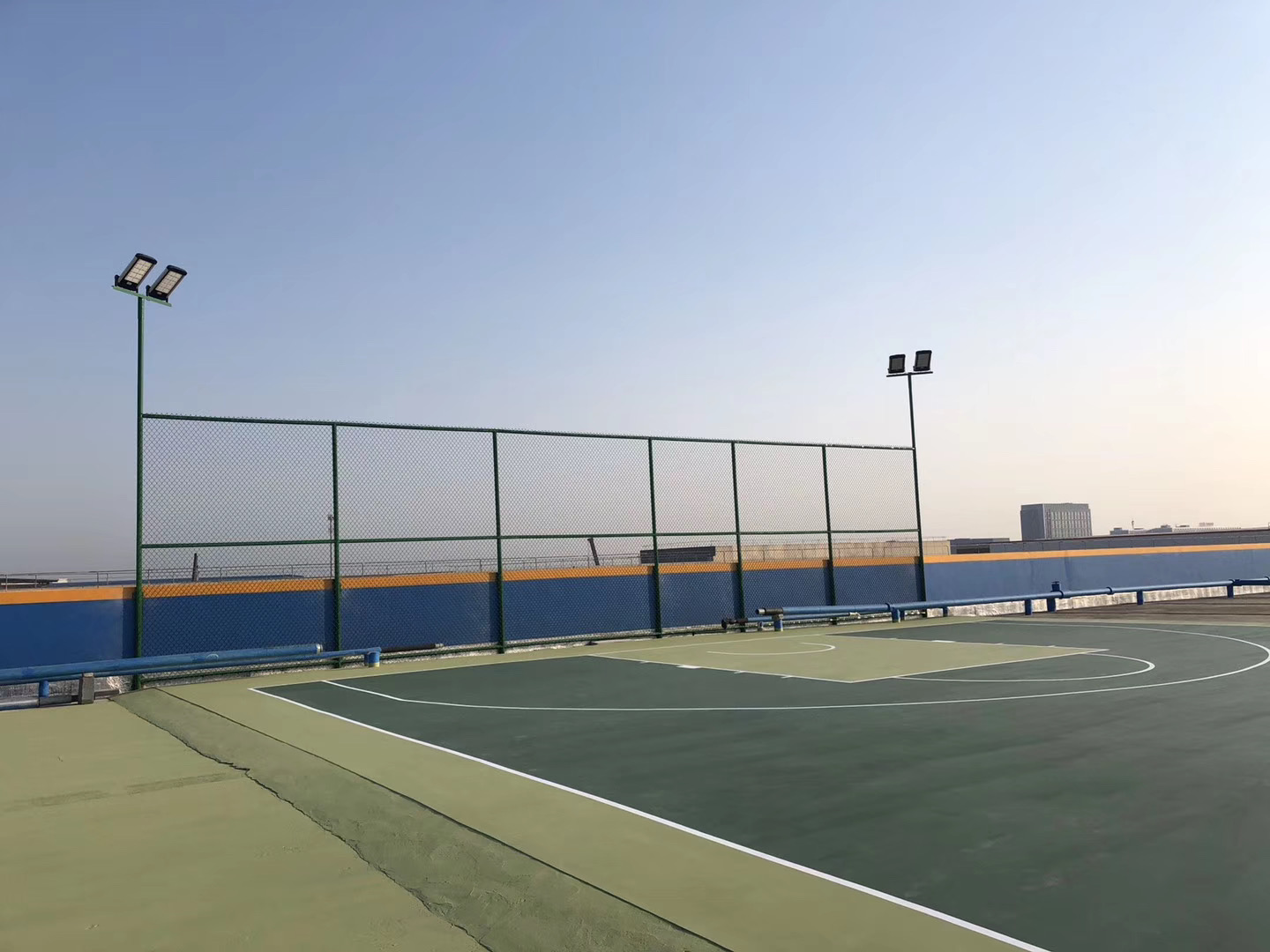 ��PU����