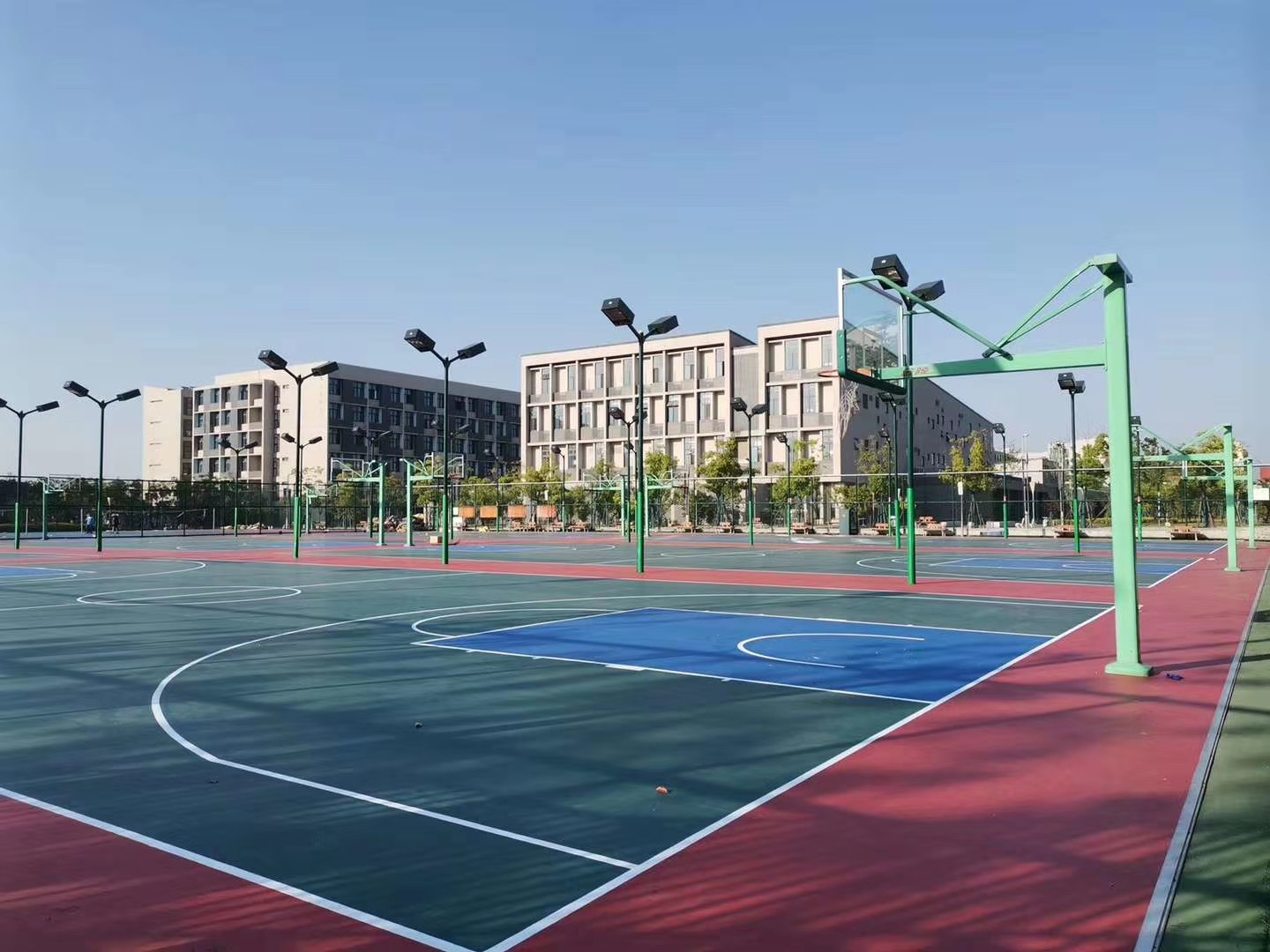 �ܽ�����